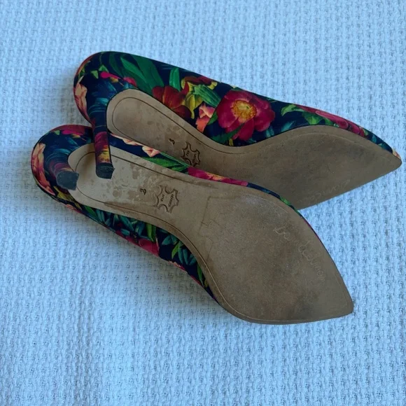 Sam Edelman Women's Heels - Floral Red and Green - Picture 4 of 4
